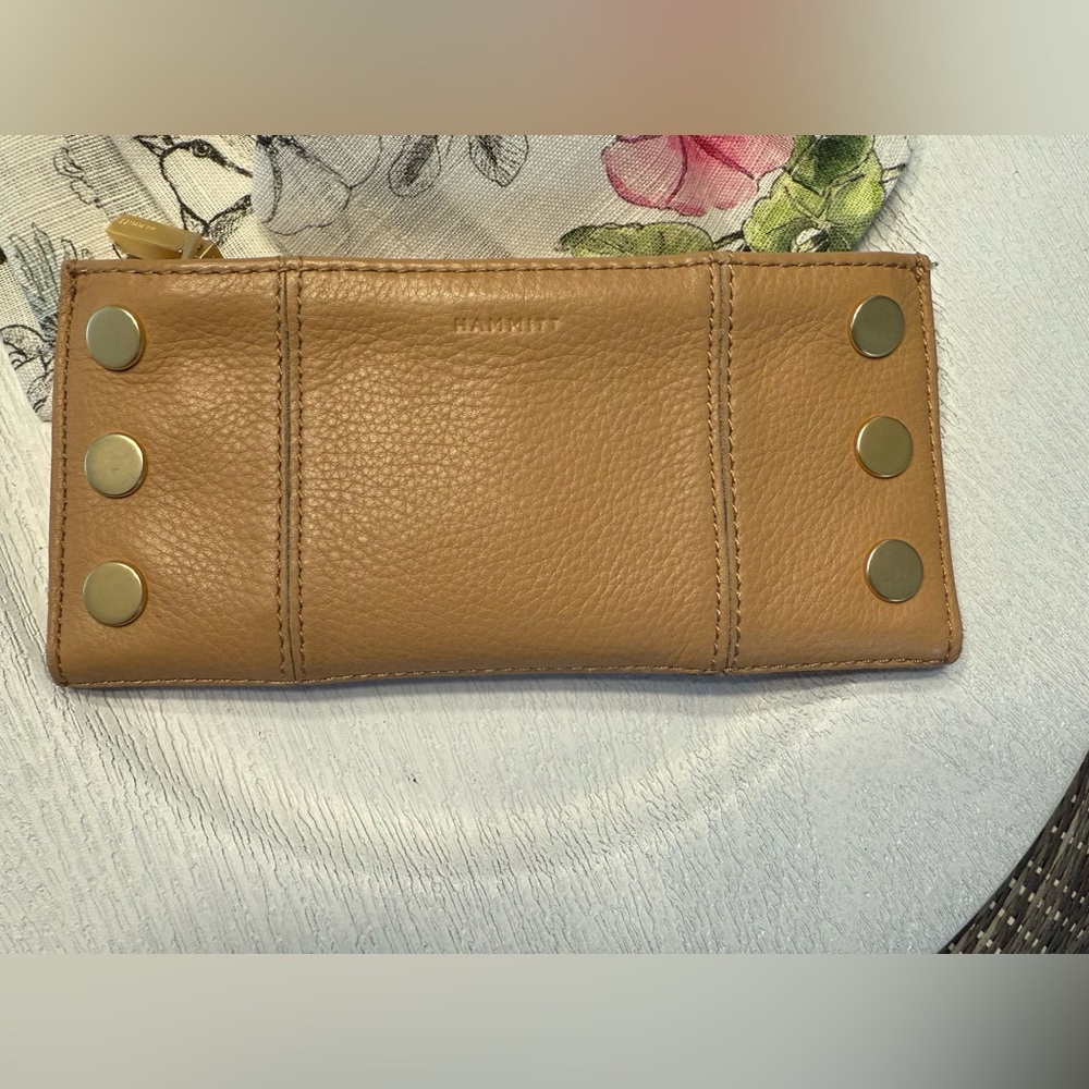 Hammitt 110 North wallet.  Toast Tan